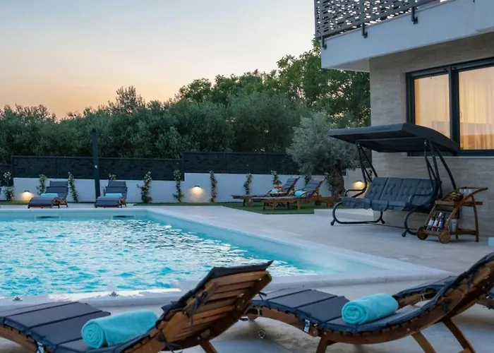 Kate - Zadar By Guide * Knezevic