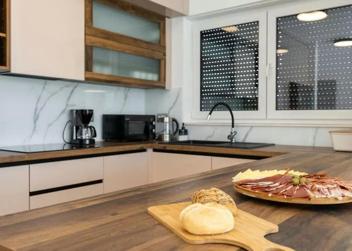 Kate - Zadar By Guide Knezevic