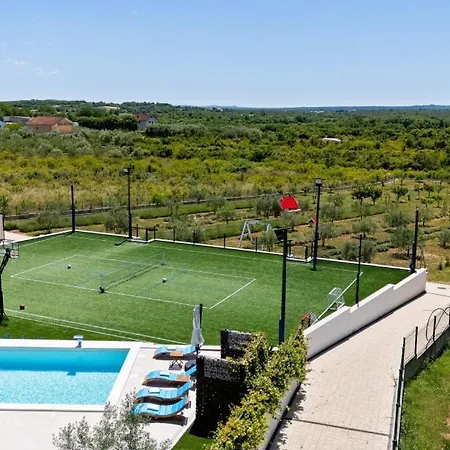 Kate - Zadar By Guide *