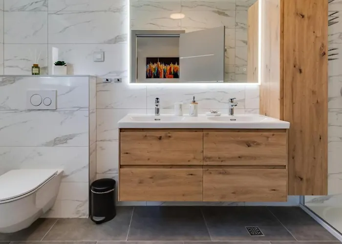 Kate - Zadar By Guide * Knezevic